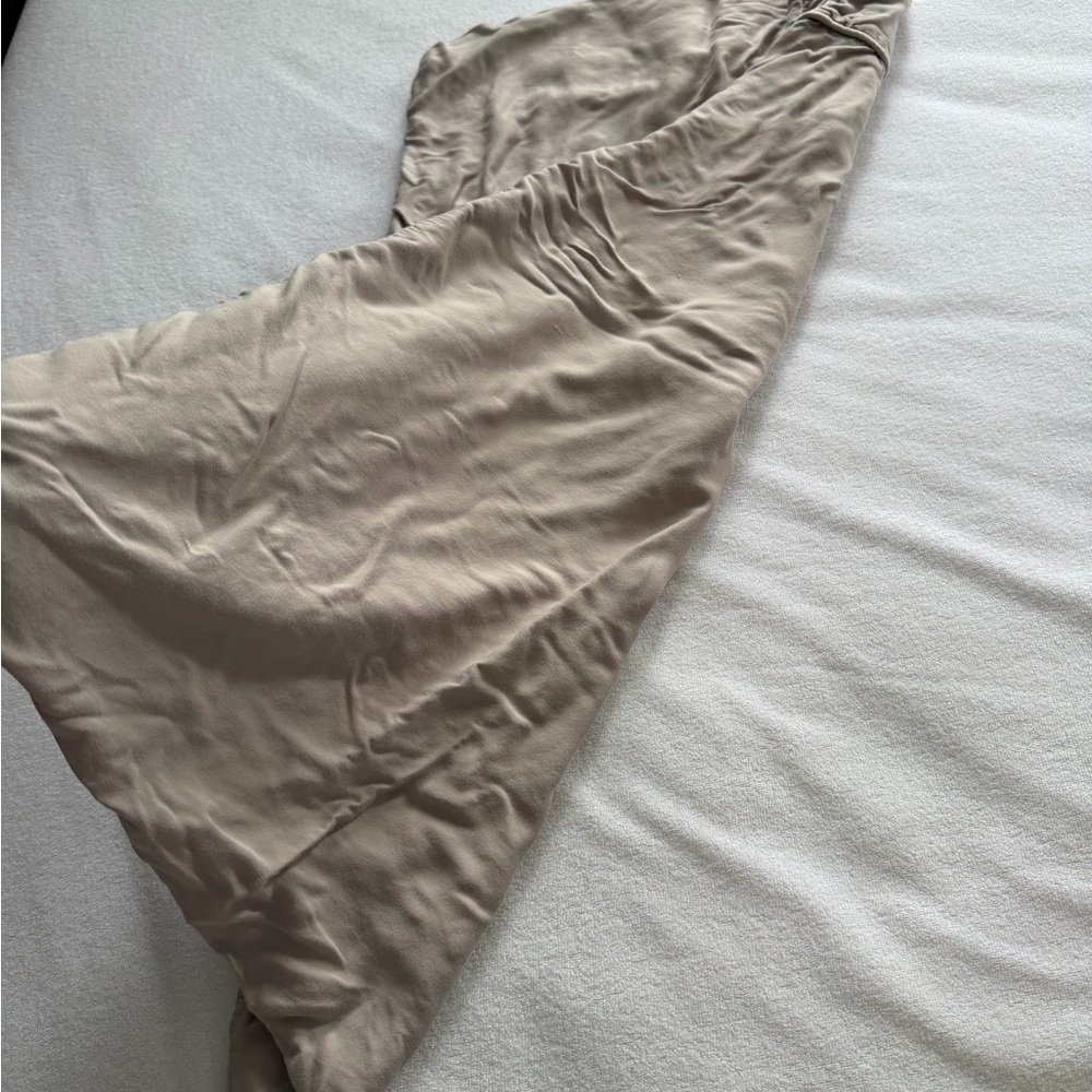 Ettitude Mist Standard Pillowcase from Causebox - Picture 4 of 6